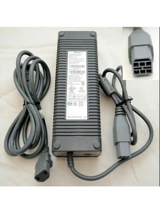 Продам Xbox 360...