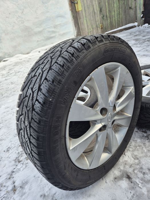 Шины липучка! Отличное состояние!