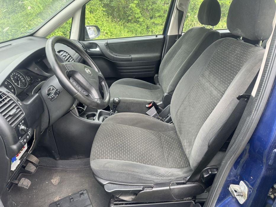 Опел зафира 1.8 бензин 2003 г само на части