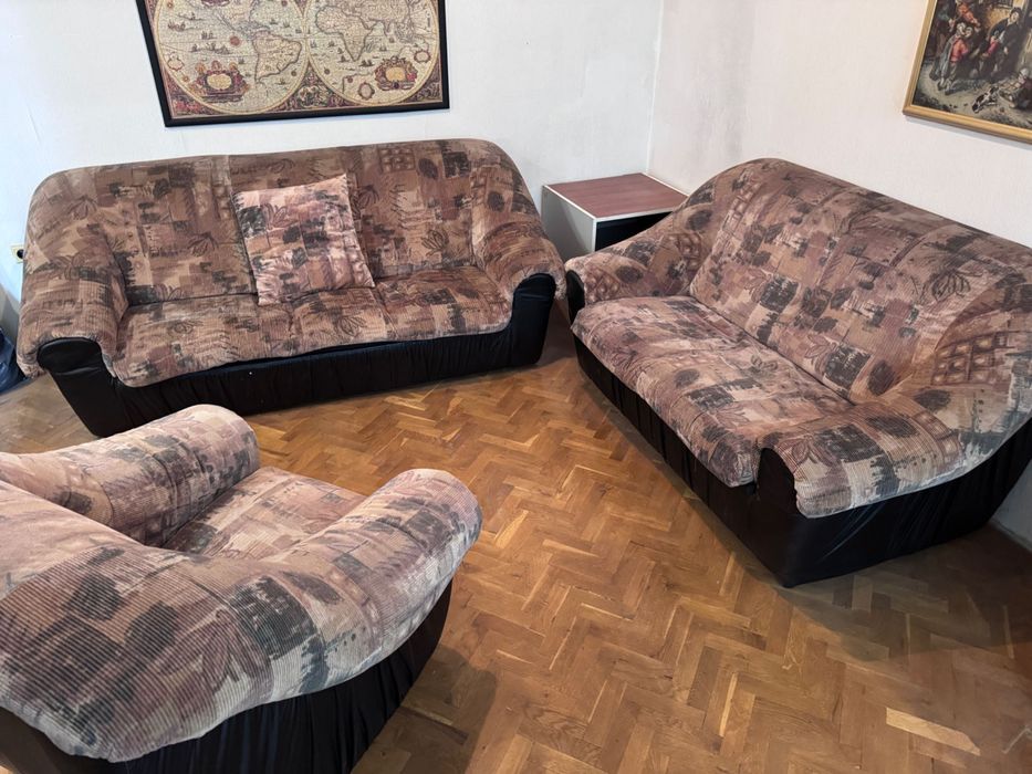 Безплатно холна гарнитура (3ка сгъваемо легло, 2ка и фотьойл)