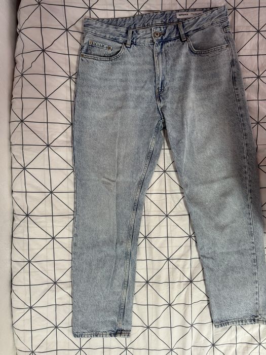 Чисто нови дънки