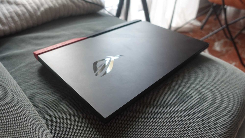 ROG Strix G15 NVIDIA GeForce 3050 AMD Ryzen 7 4800H 16GB RAM 1TB