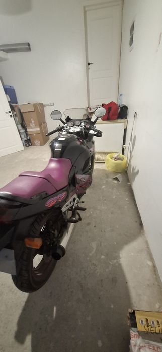Vand Suzuki GSXF 600