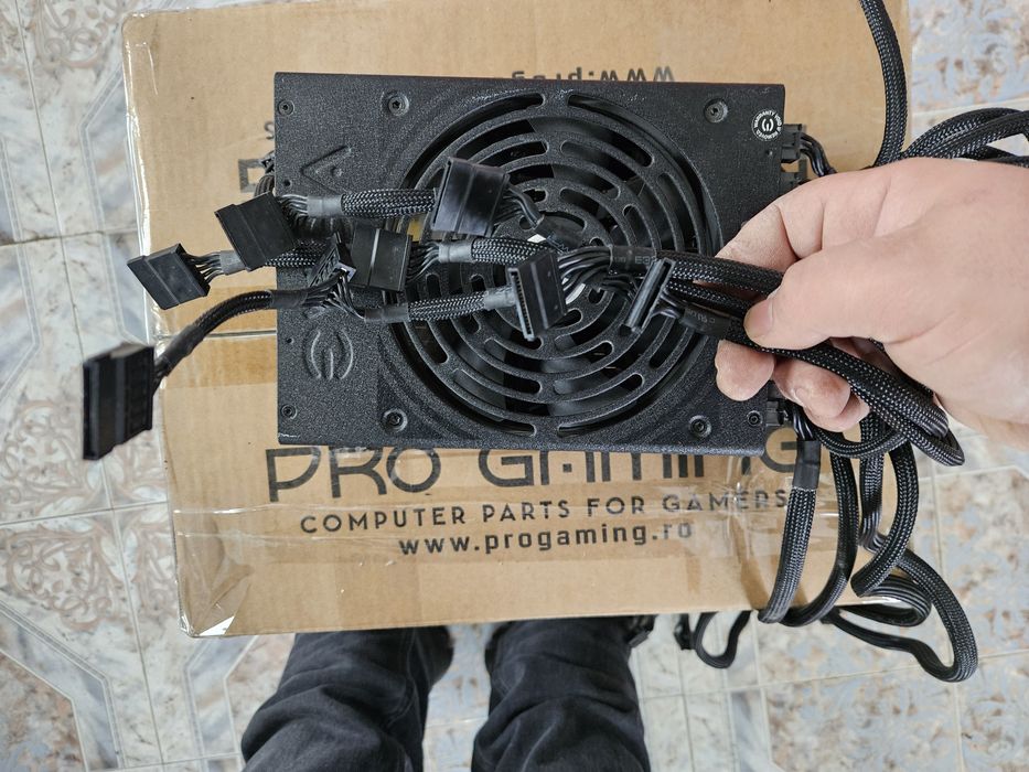 Sursa EVGA 1300G2 SuperNova