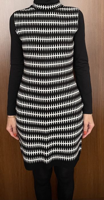 Двулицева рокля без ръкави