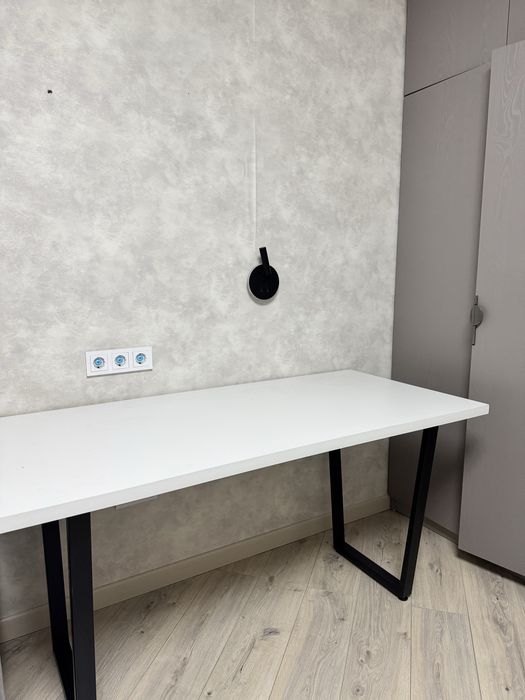 рабочий стол + игровое кресло