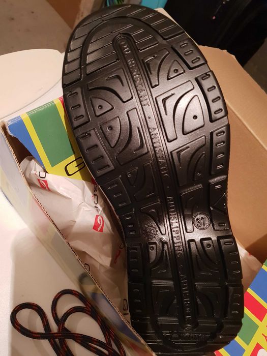 Ghete de lucru safety shoes cu bombeu metalic m37