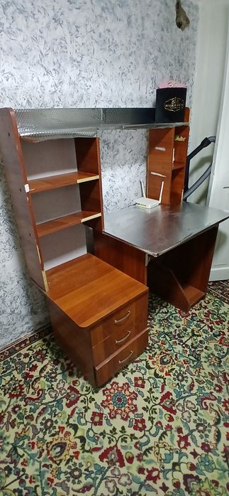 Компьютерный стол