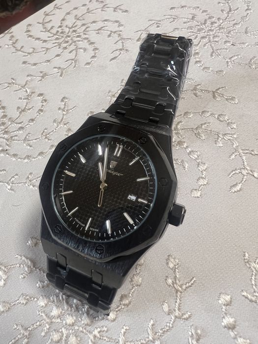 Часовник Hugo Poedagar King’s Oak 41 mm