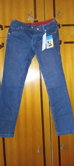 Чисто нови дънки за деца 12лв.бройката