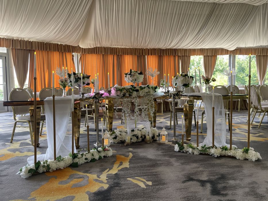 Aranjamente florale spectaculoase & Decor fum greu& tort shots