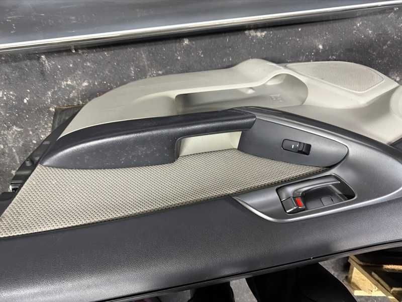 Дверь Kia Cerato