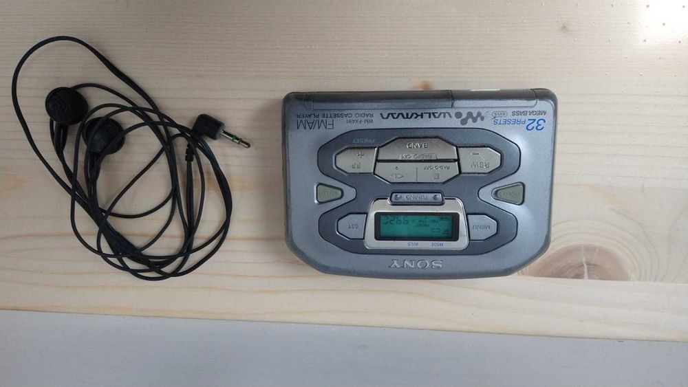 Sony Walkman WM-FX491 - testat (Radio + Casetă) - casti originale