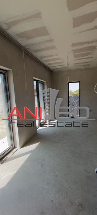 Къща в Варна, област-с.Приселци площ 100 цена 269000