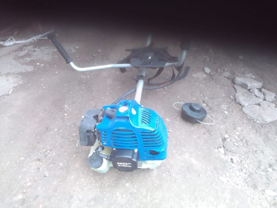 продам триммер рабочий