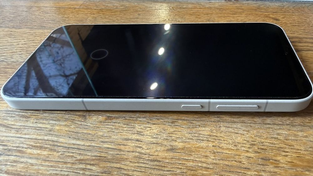 OnePlus 15 !Перфектен!