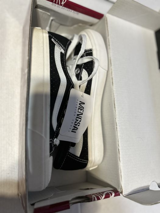 Обувь Европа 37 школьницам