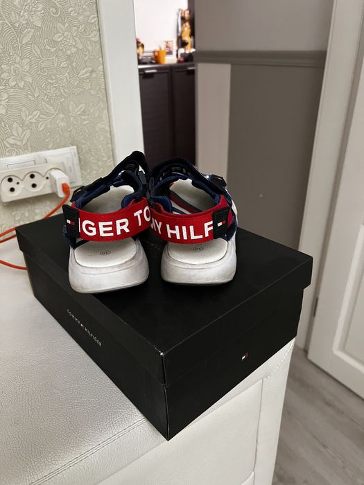 Обувь брендовая детская.