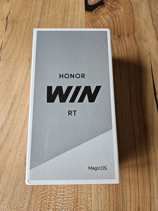 Vând telefon Honor WIN RT Nou