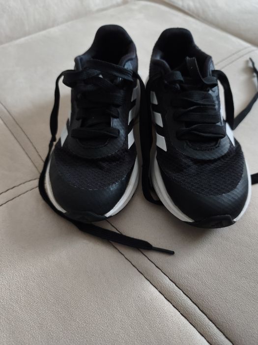 Adidas маратонки