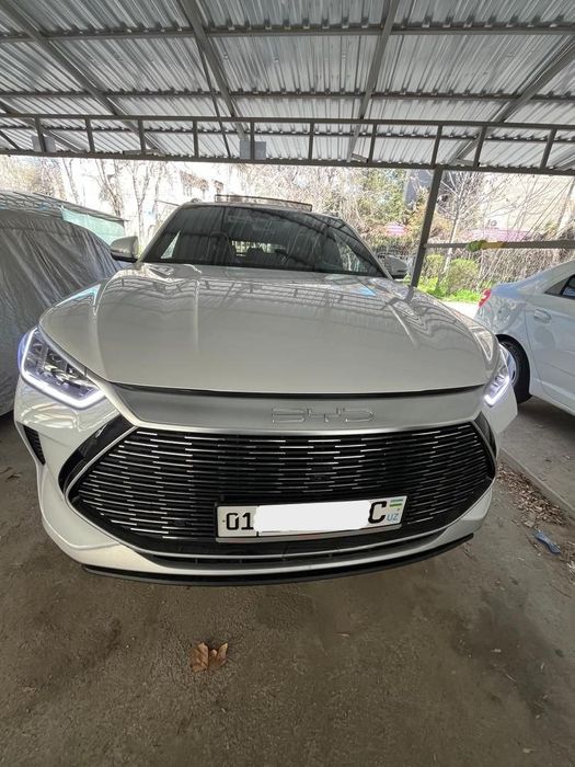 BYD Song Plus DM-i (Гибри0д) — Состояние новой, 8450км пробег!