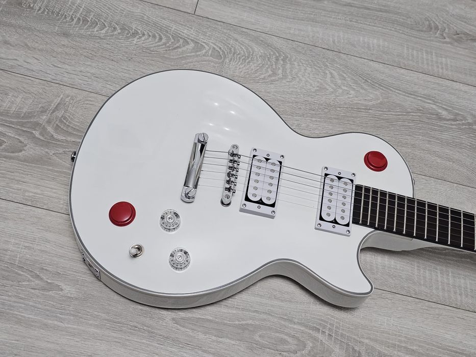 Les Paul Buckethead signature