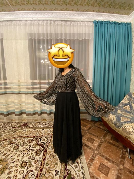 Вечернее платье