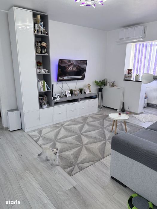 2 camere semidecomandate, Mioritei-Bacnca Natonala; partial mobilat