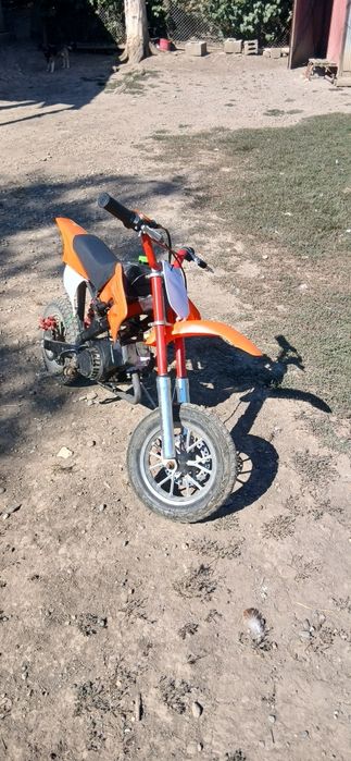 Vând Cross poket 49