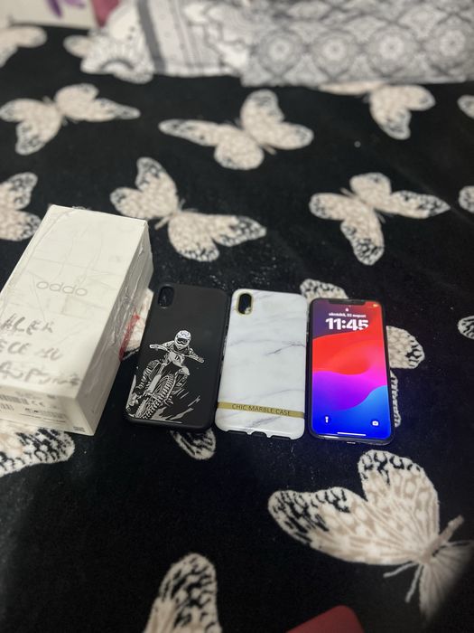 Vand iphone xs  si o masina 4x4