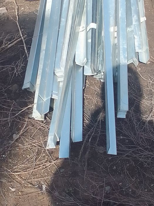 Продам профиль 3метра 4х4