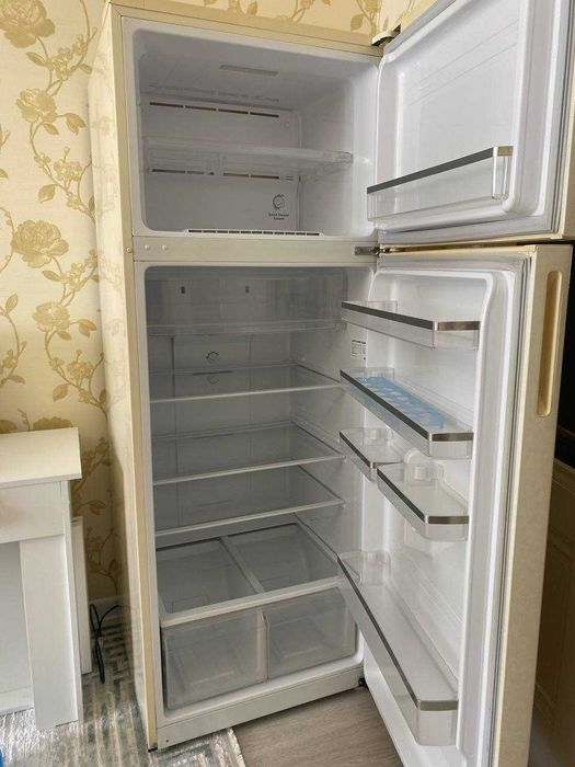 Продам Холодильник "SAMSUNG"