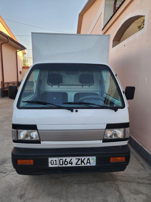 Labo 2023  uzimizni moshina