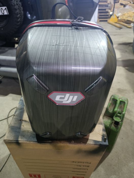 Dji PHANTOM 3 квадрокоптер