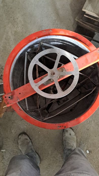 Продам медогонку