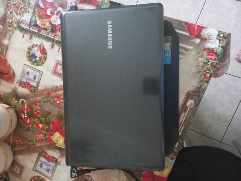 Продам ноут бук Самсунг