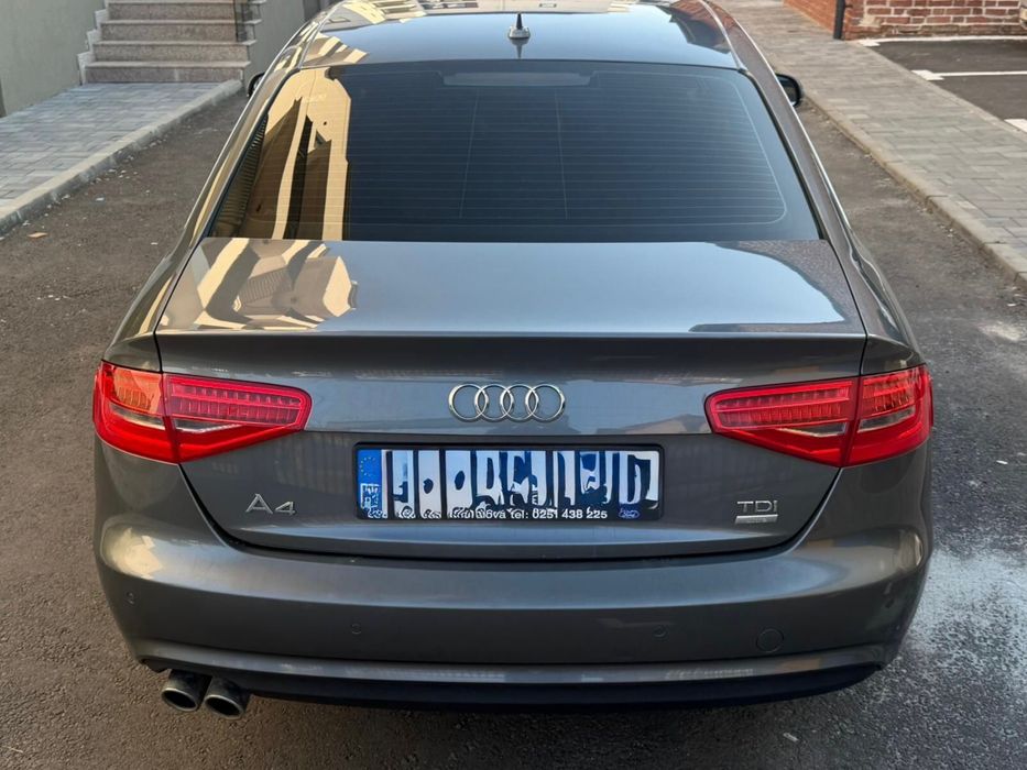 Audi A4 an fabricatie 2015