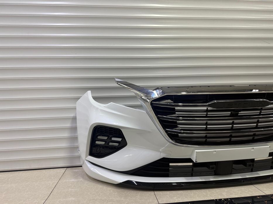 Передный бампер Жетур х 70