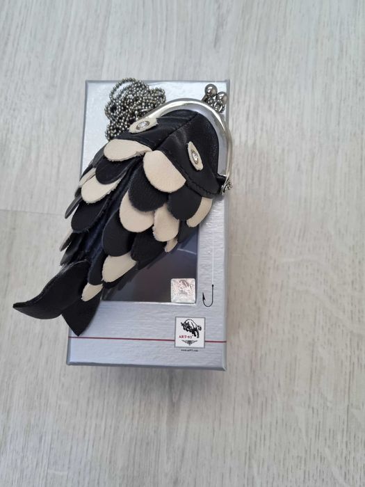 Art 93 Естествена кожа