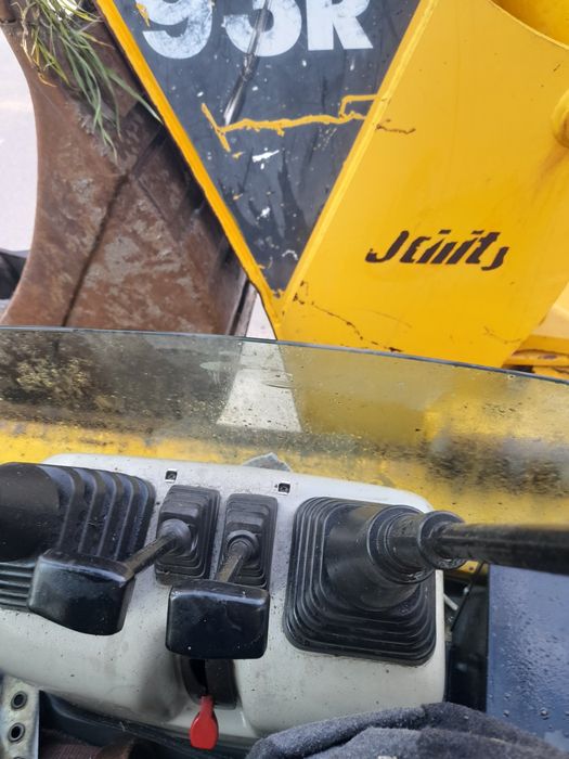 Buldoexcavator Komasu