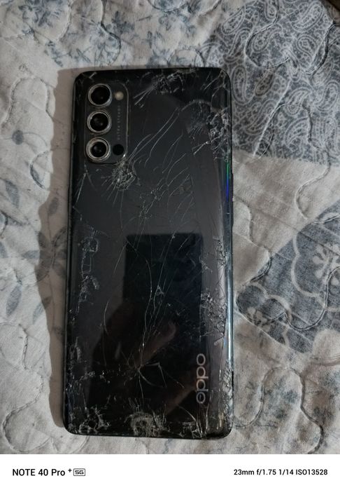 Продам орро Рено 4 про5G