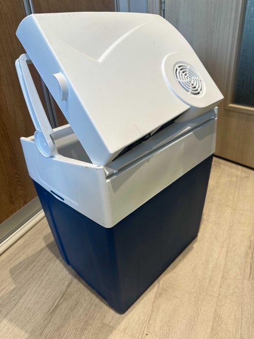 Немска хладилнa чанта Mobicool TC-29-12/230 - , 26л, 12V-220V