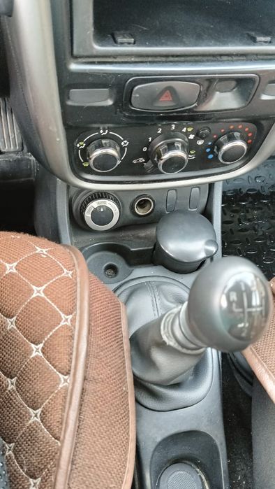 Продаю машину Renault duster 2015 года