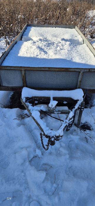 Легковой прицеп .