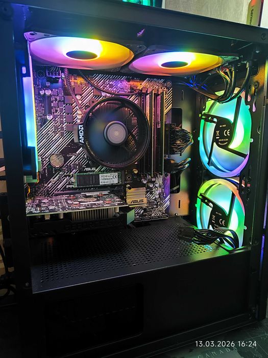 Геймърски Ryzen 5 5600X,GTX 1650 4GB,RAM 32GB DDR4 3200,SSD 512GB NVME