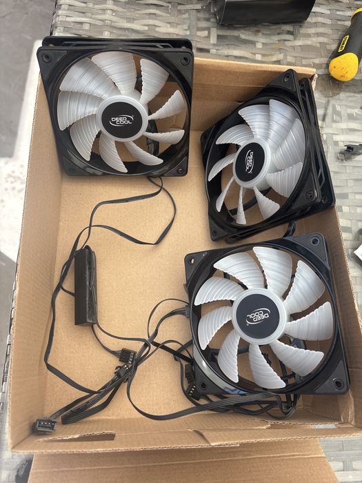 Set 3 Ventilatoare DeepCool RF120 120mm RGB