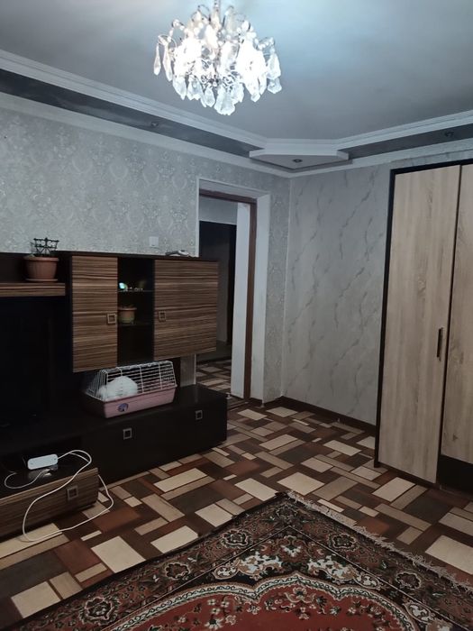Квартира в 12 мкр. Д-65. Двухкомнатная