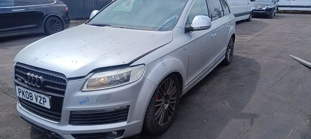 Dezmembrari / Dezmembrez AUDI Q7 3.0 CASA cutie viteze KQZ cod culoare LX7W
