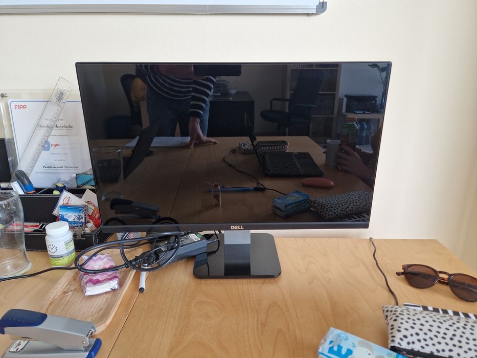 Monitor dell s2340Lc