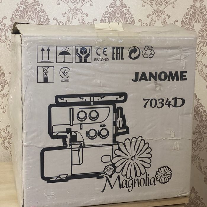 Оверлок Janome МАGNOLIA 7034D
